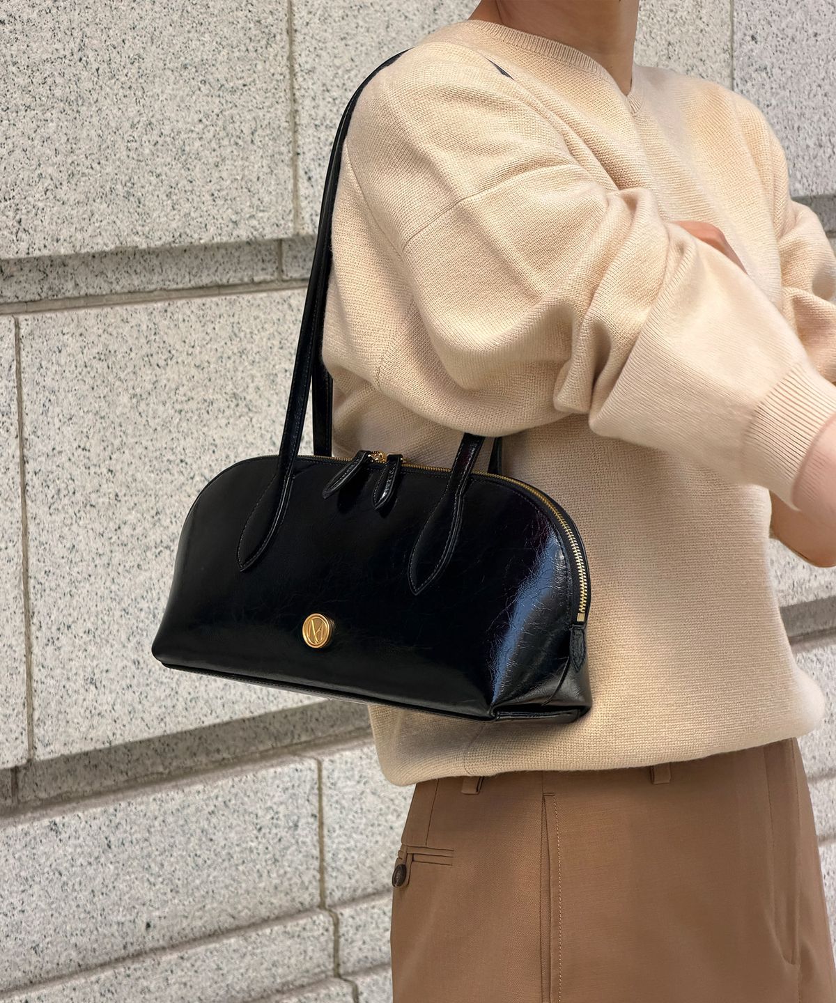 꼬떼드무아(COTEDEMOI) Allonge Shoulder Bag - Black