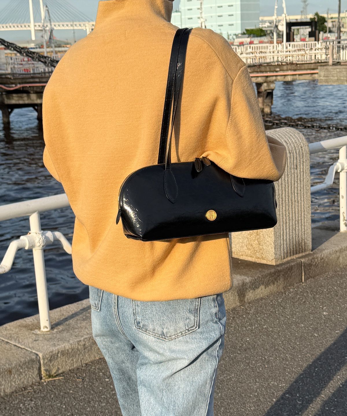 꼬떼드무아(COTEDEMOI) Allonge Shoulder Bag - Black