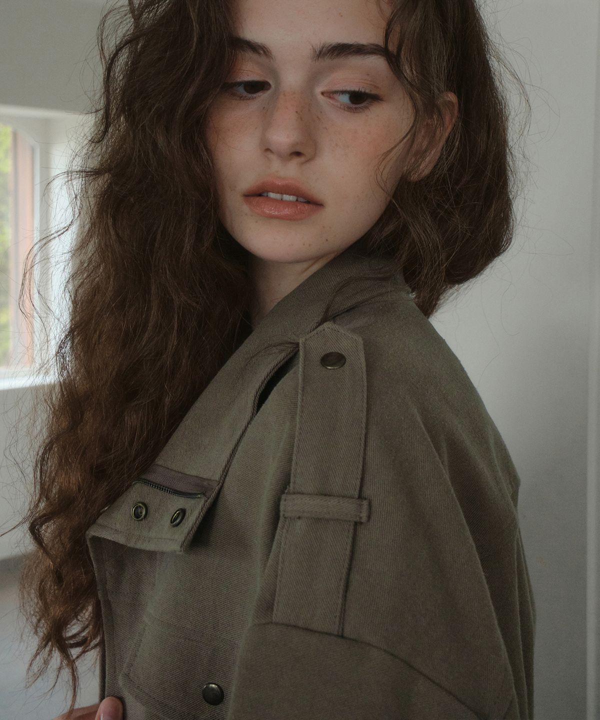 아우어노스텔지아(OURNOSTALGIA) Linden Scallop Field Jacket_Vintage Khaki(OB6OT07)