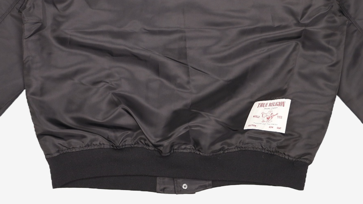 트루릴리젼(TRUERELIGION) CODE. RED NYLON VARSITY JACKET BLACK M