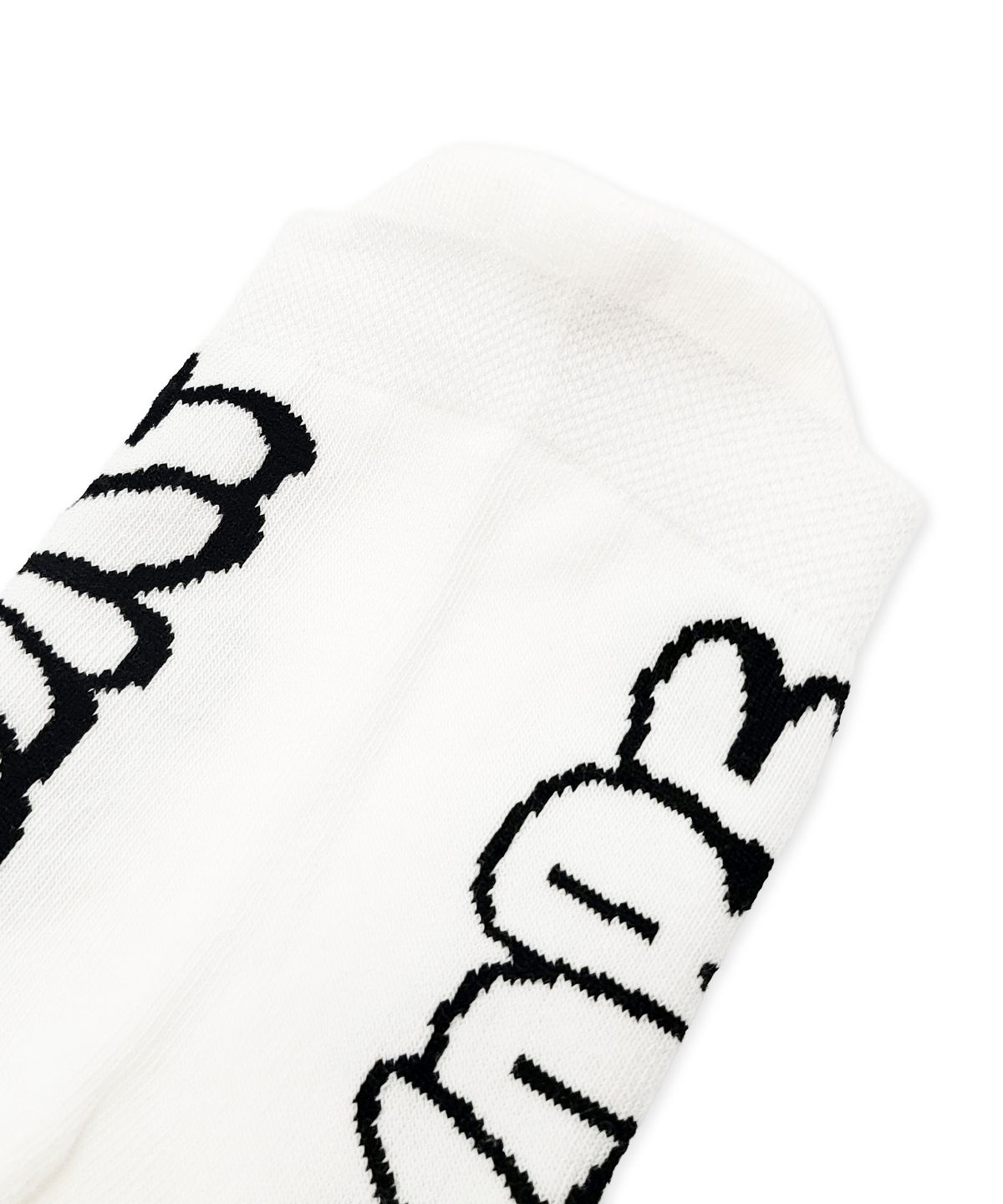 욜프(YORF) YORF WOMEN FIELD SOCKS LOGO WHITE 여성필드삭스 로고 화이트