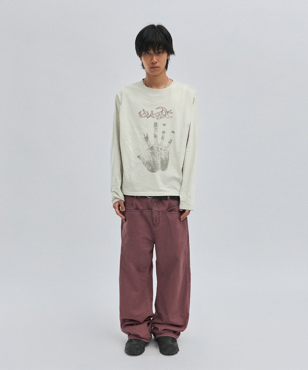 스웨이드(SUADE) HANDPRINT LONG SLEEVE [IVORY]