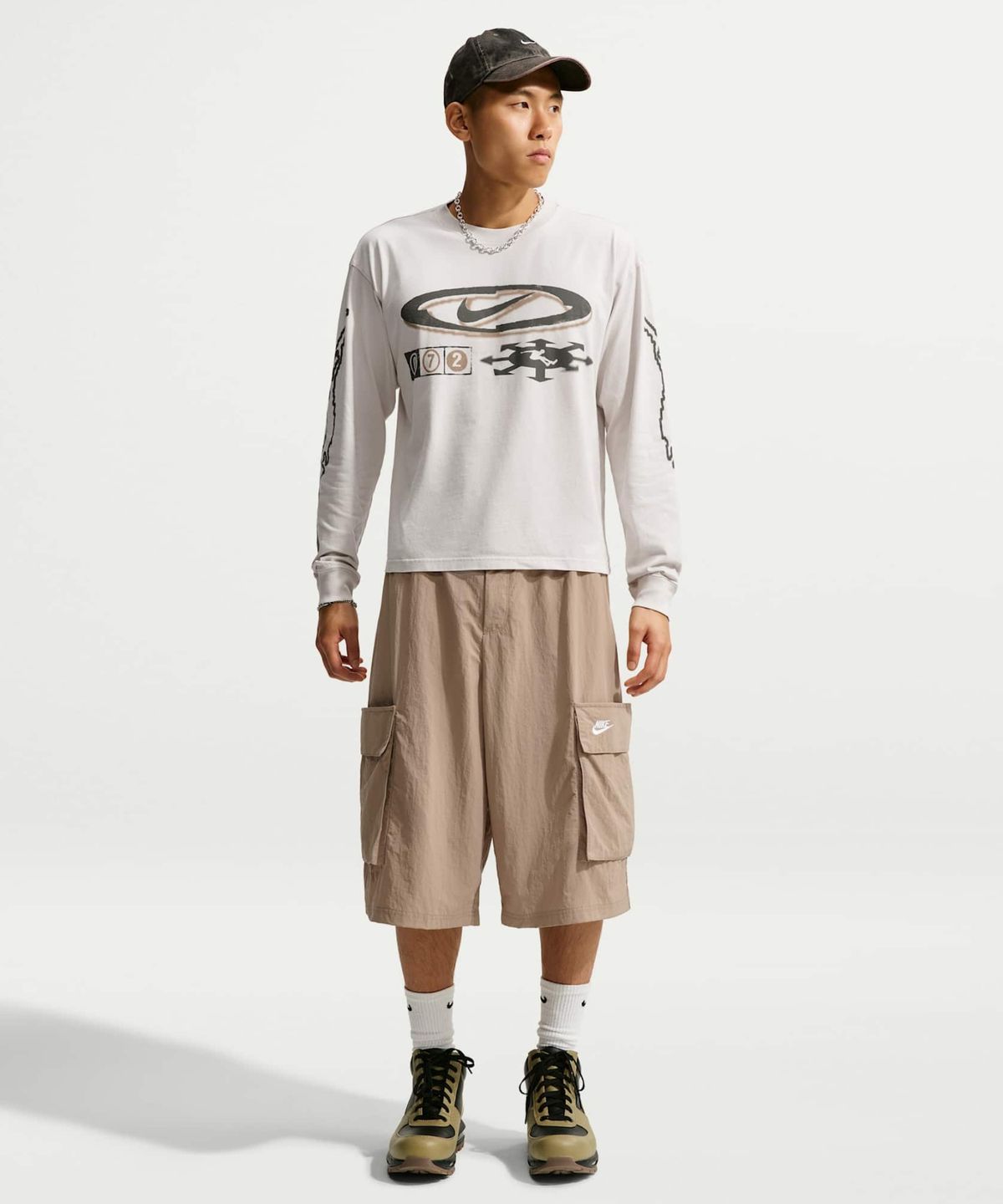 나이키(NIKE) 스포츠웨어 긴소매 티셔츠 M - 라이트 본 / IO1399-072