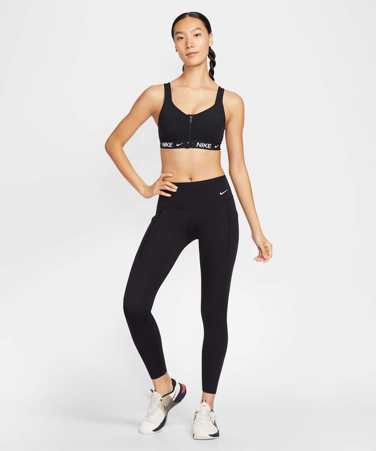 나이키(NIKE) 인디 하이 서포트 패드 지퍼 프런트 스포츠 브라 W - 블랙 / HQ2752-010