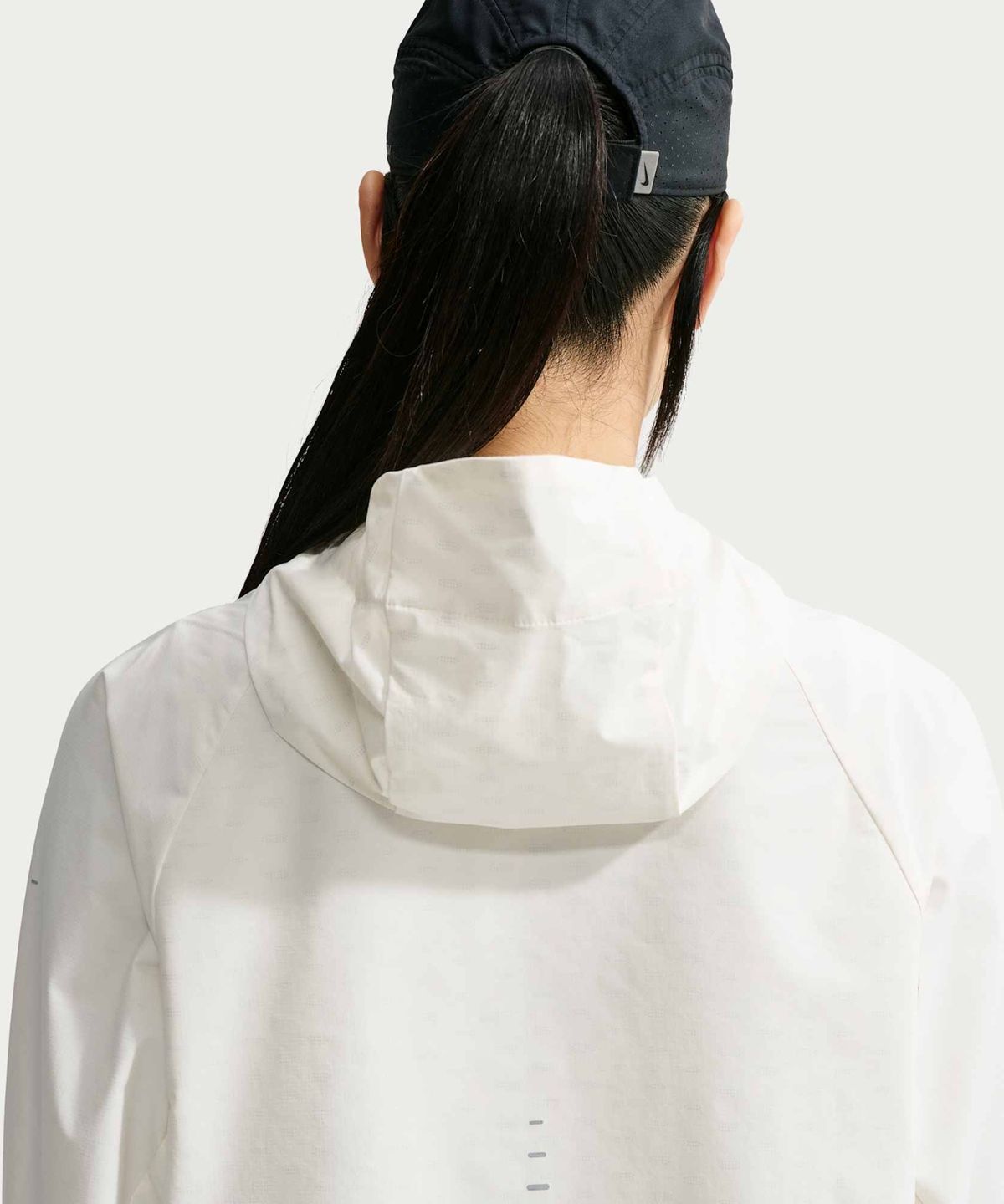 나이키(NIKE) 스위프트 스톰 핏 러닝 재킷 W - 세일 / IH8142-133