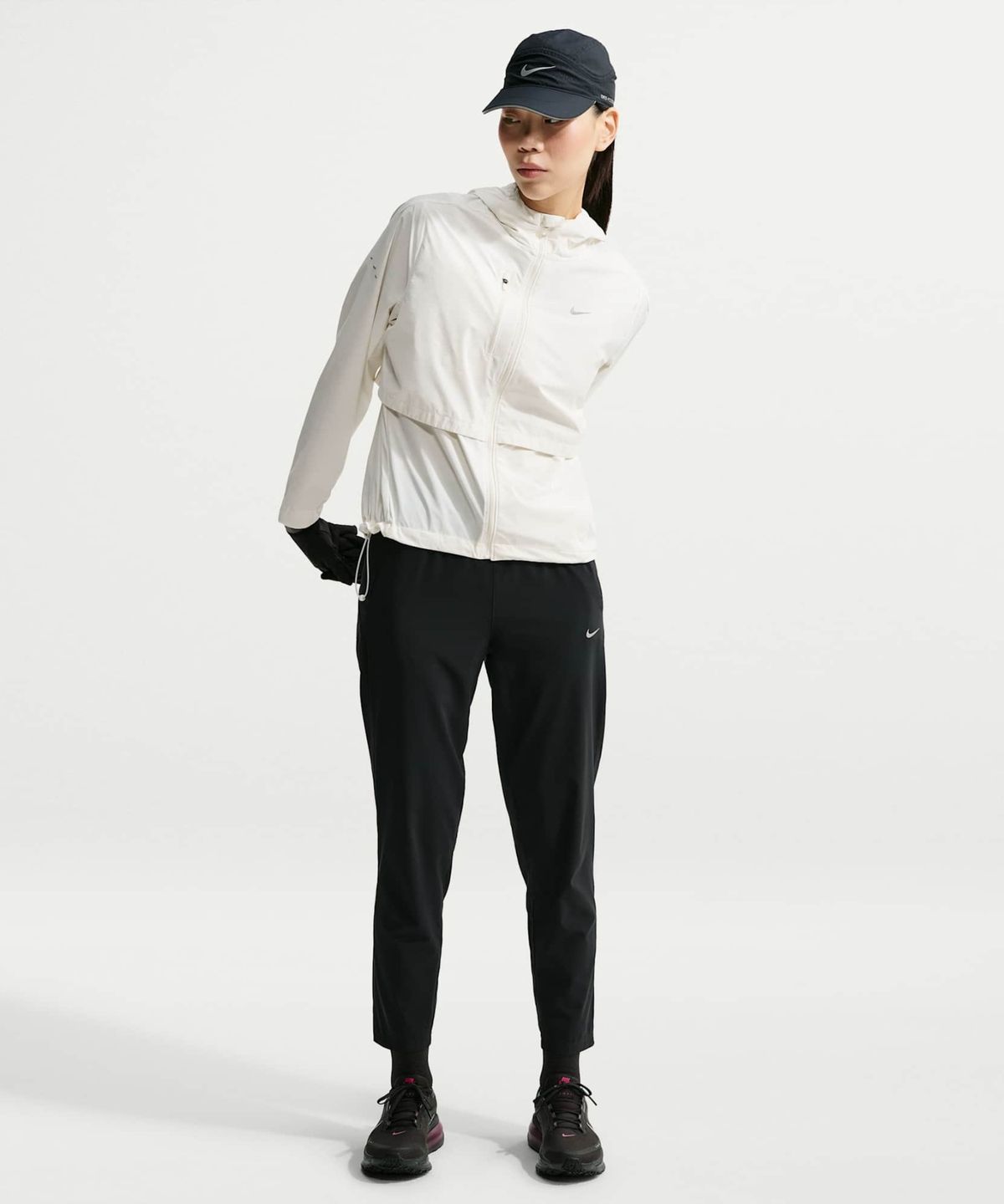 나이키(NIKE) 스위프트 스톰 핏 러닝 재킷 W - 세일 / IH8142-133