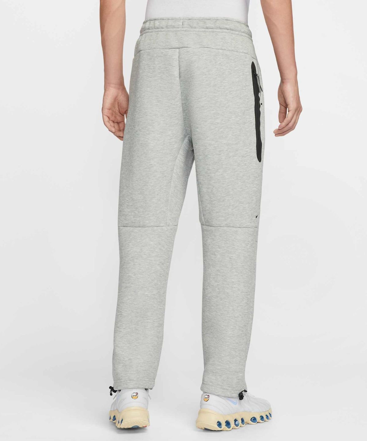 나이키(NIKE) 테크 오픈 헴 플리스 팬츠 M - 다크 그레이 헤더:블랙 / IM0698-063