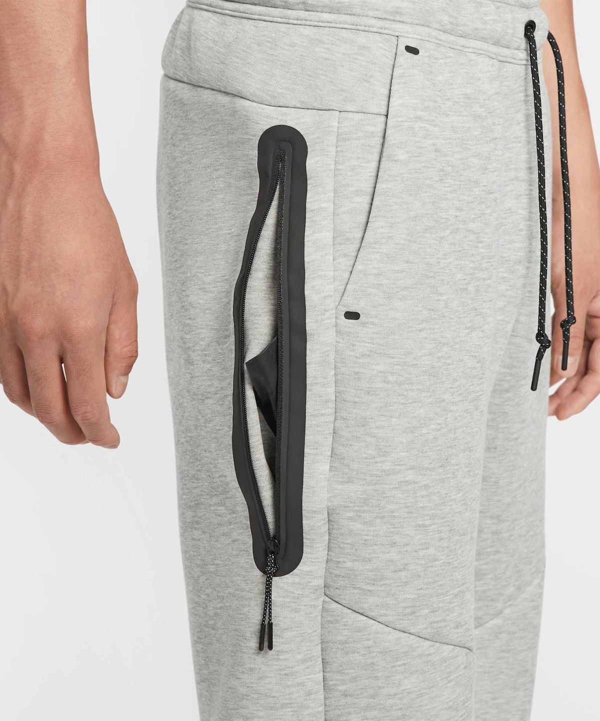 나이키(NIKE) 테크 오픈 헴 플리스 팬츠 M - 다크 그레이 헤더:블랙 / IM0698-063