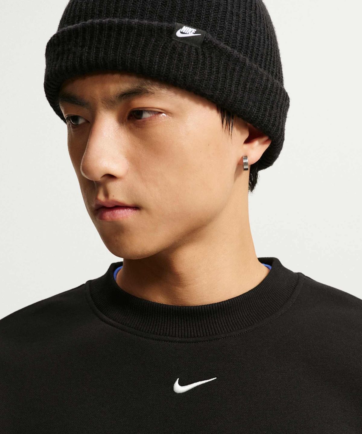 나이키(NIKE) 솔로 플리스 크루넥 스웻셔츠 M - 토탈 블랙:세일 / IX1937-001