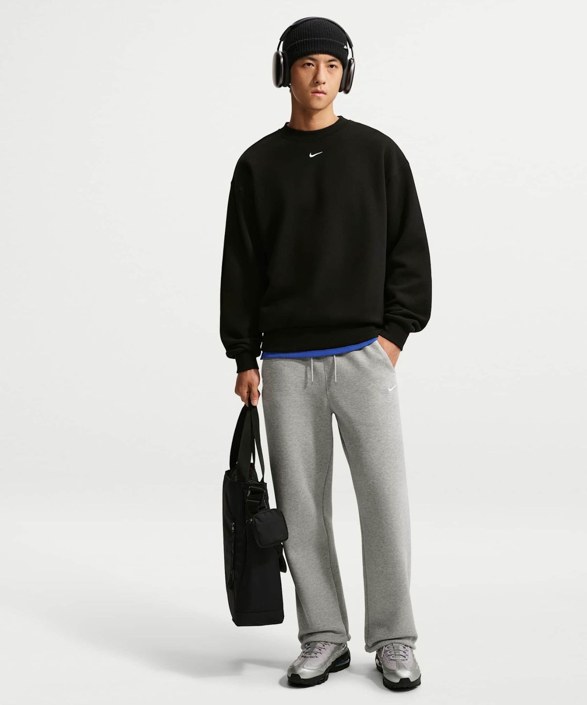 나이키(NIKE) 솔로 플리스 크루넥 스웻셔츠 M - 토탈 블랙:세일 / IX1937-001