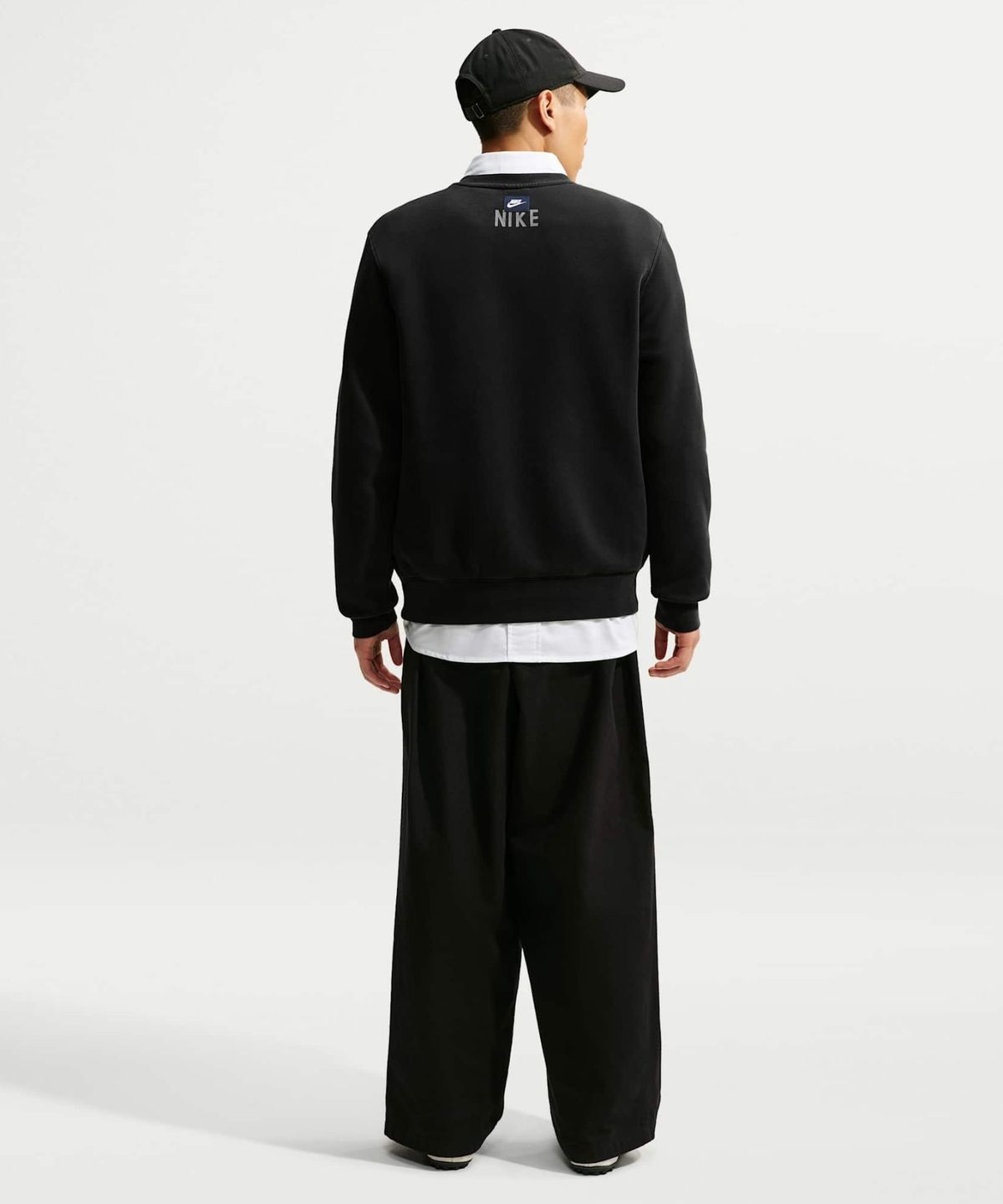 나이키(NIKE) 스포츠웨어 클럽 플리스 크루 M - 블랙 / IZ4065-010