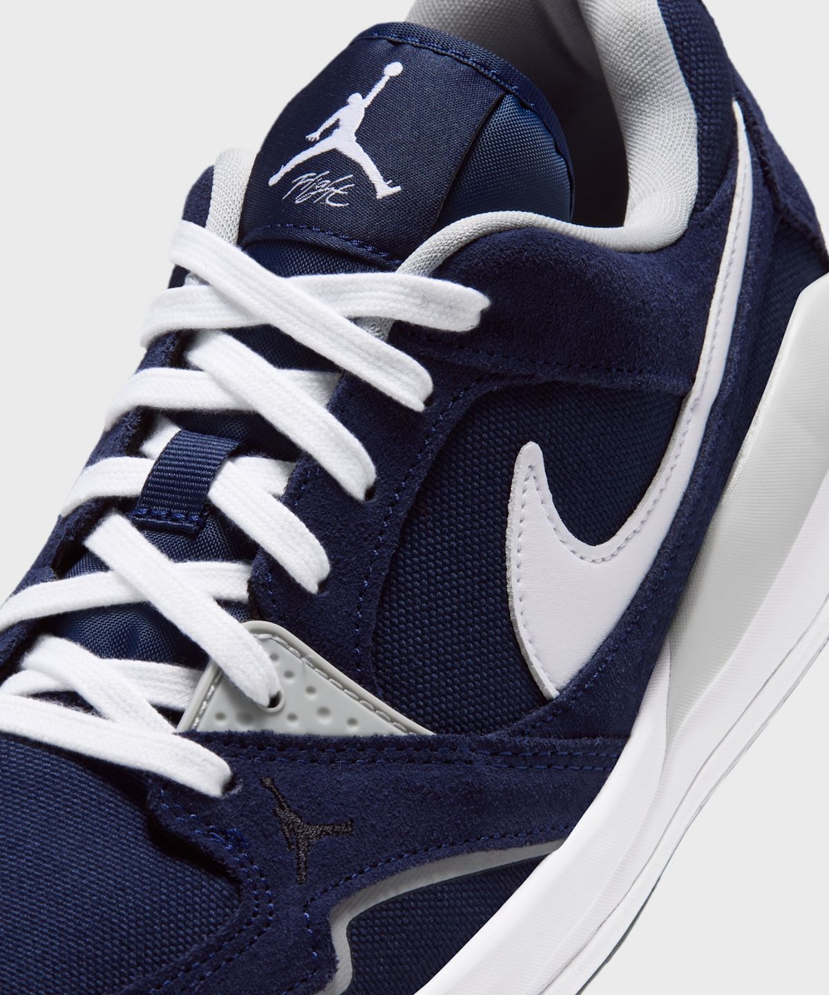 나이키(NIKE) 조던 컴포트 에라 M - 칼리지 네이비:라이트 스모크 그레이:화이트 / HJ6777-401