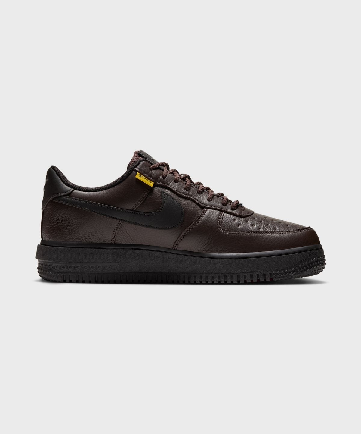 나이키(NIKE) 에어 포스 1 GORE-TEX 비브람 M - 바로크 브라운:스피드 옐로우:유니버시티 레드:쉐도우 헤더 / HV5953-200