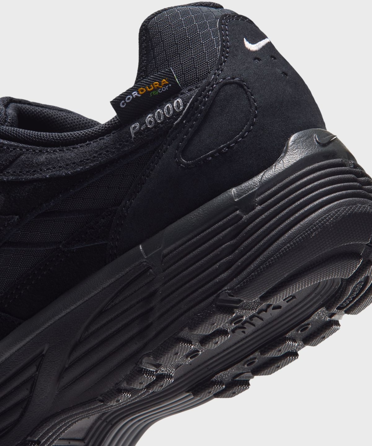 나이키(NIKE) P-6000 CORDURA® M - 앤트러사이트:메탈릭 실버:블랙 / IQ6449-001