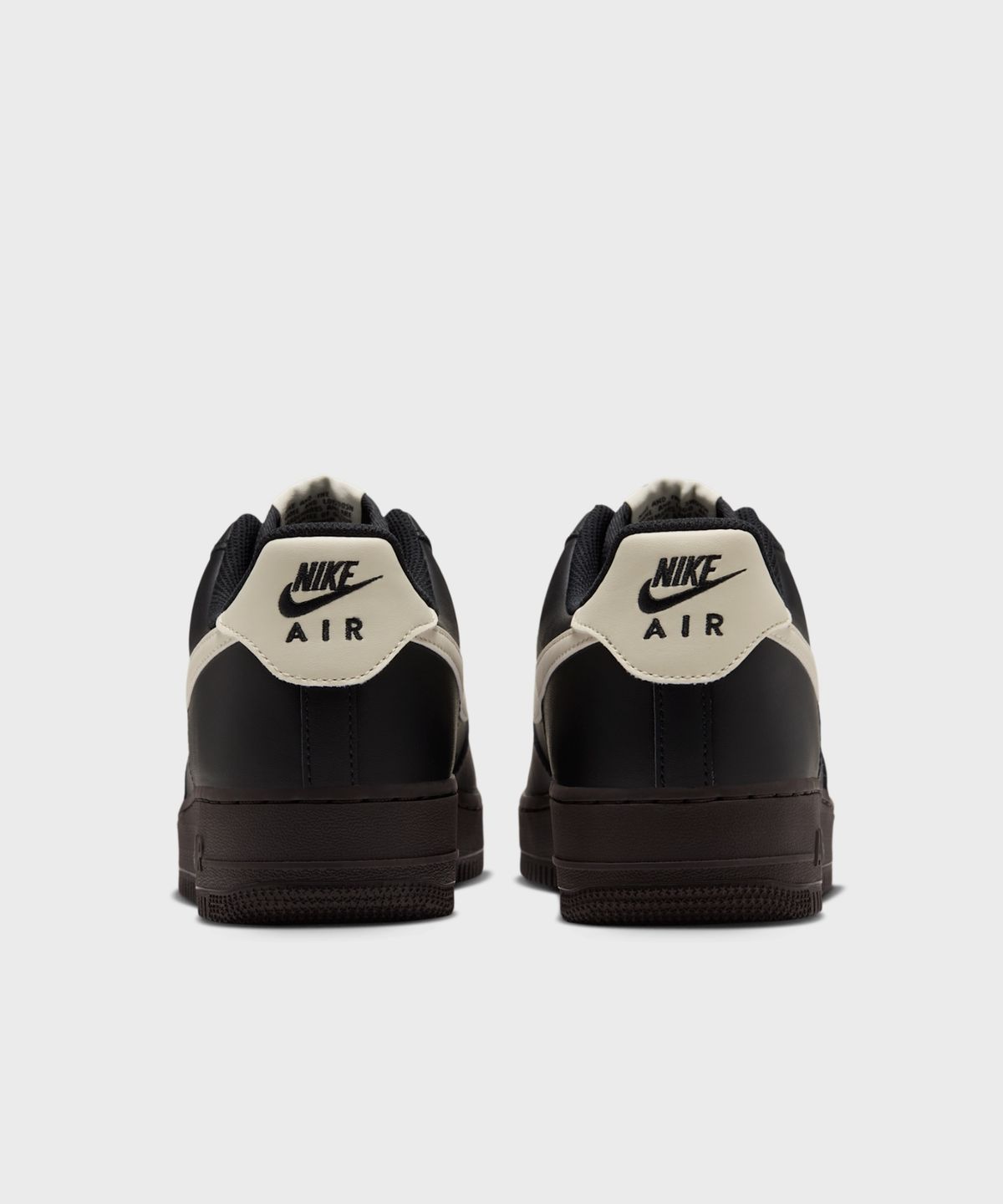 나이키(NIKE) 에어 포스 1 07 M - 블랙:벨벳 브라운:코코넛 밀크 / FJ4146-006