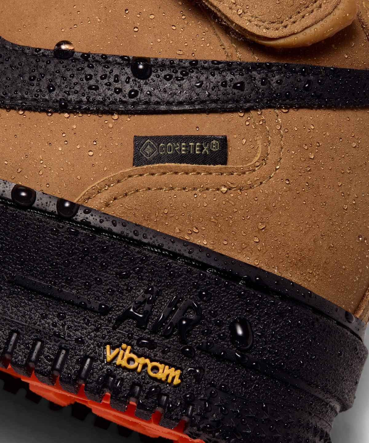 나이키(NIKE) 에어 포스 1 미드 07 GORE-TEX Vibram® M - 휘트:토탈 오렌지:블랙 / IO1875-700