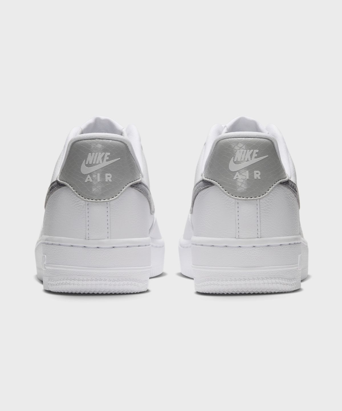 나이키(NIKE) 에어 포스 1 07 W - 화이트:그레이 포그:화이트 / IQ0134-101