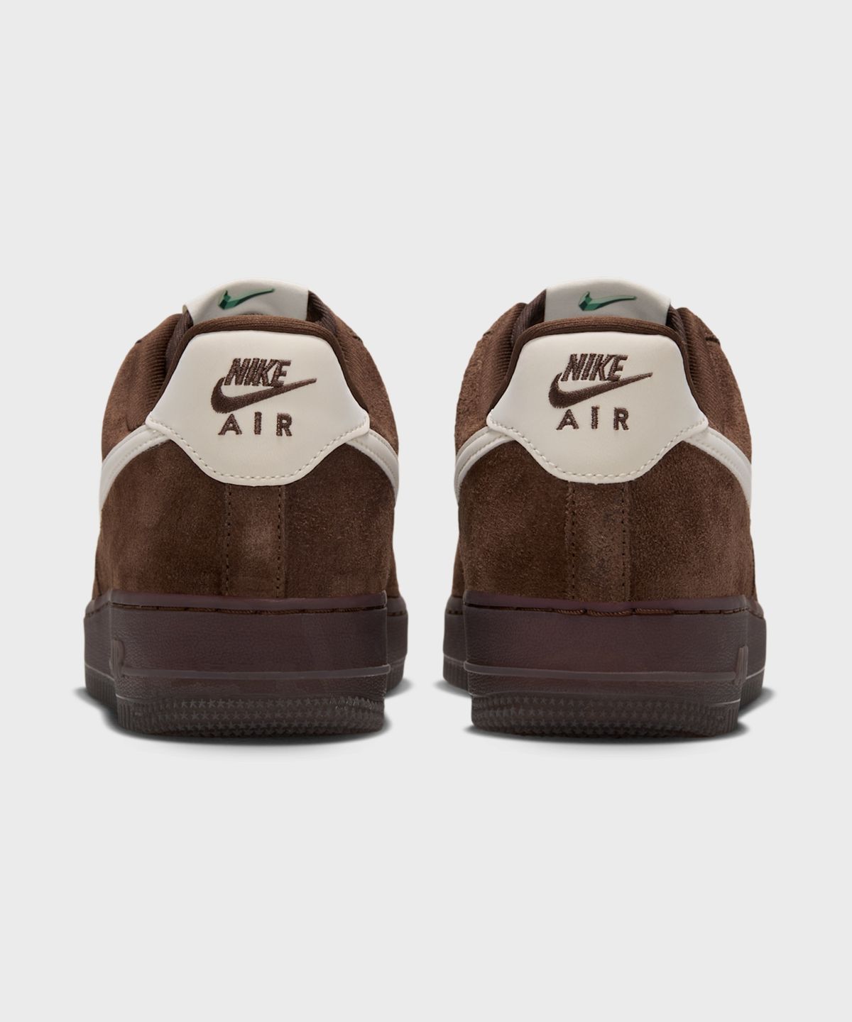 나이키(NIKE) 에어 포스 1 07 스웨이드 W - 카카오 와우:팀 그린:민트 폼:소프트 펄 / IQ0136-200