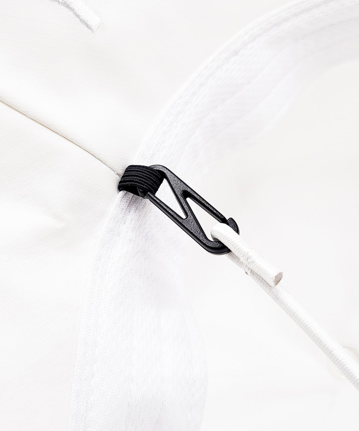 욜프(YORF) YORF LOGO POINT FISHING HAT WHITE 로고 포인트 피싱햇 화이트