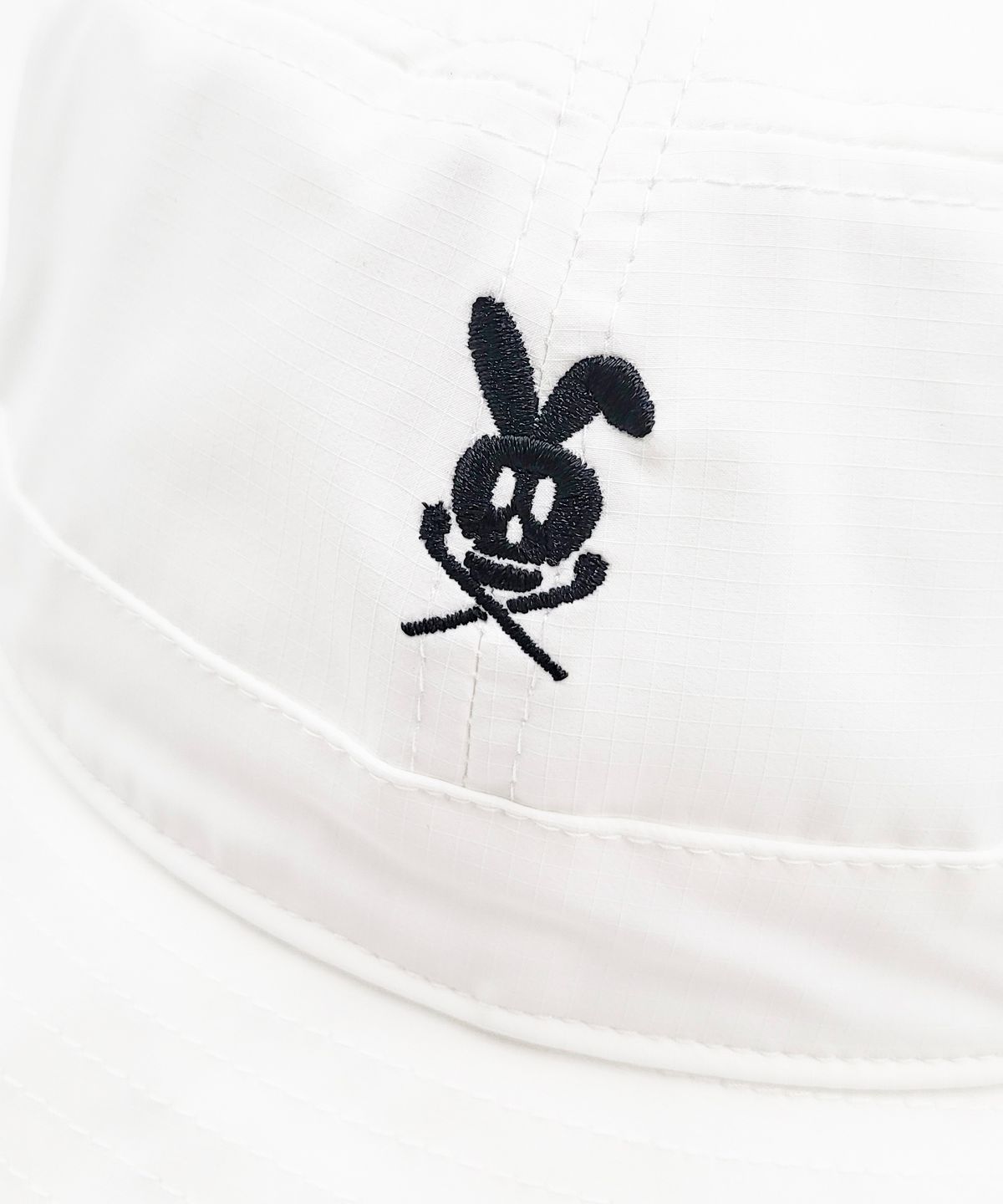 욜프(YORF) YORF LOGO POINT FISHING HAT WHITE 로고 포인트 피싱햇 화이트