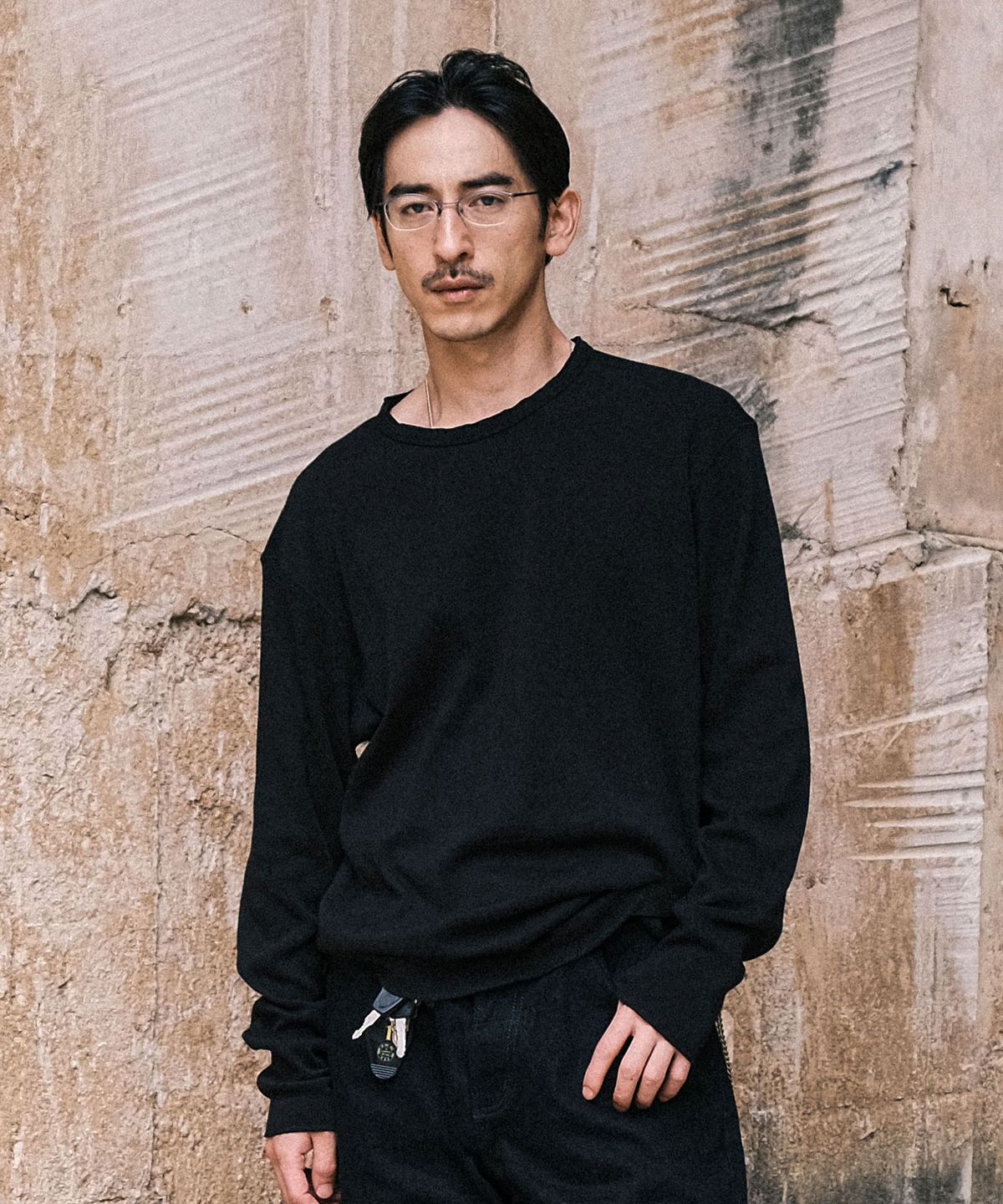 비디알(VDR) ROUGH CREWNECK [Black]