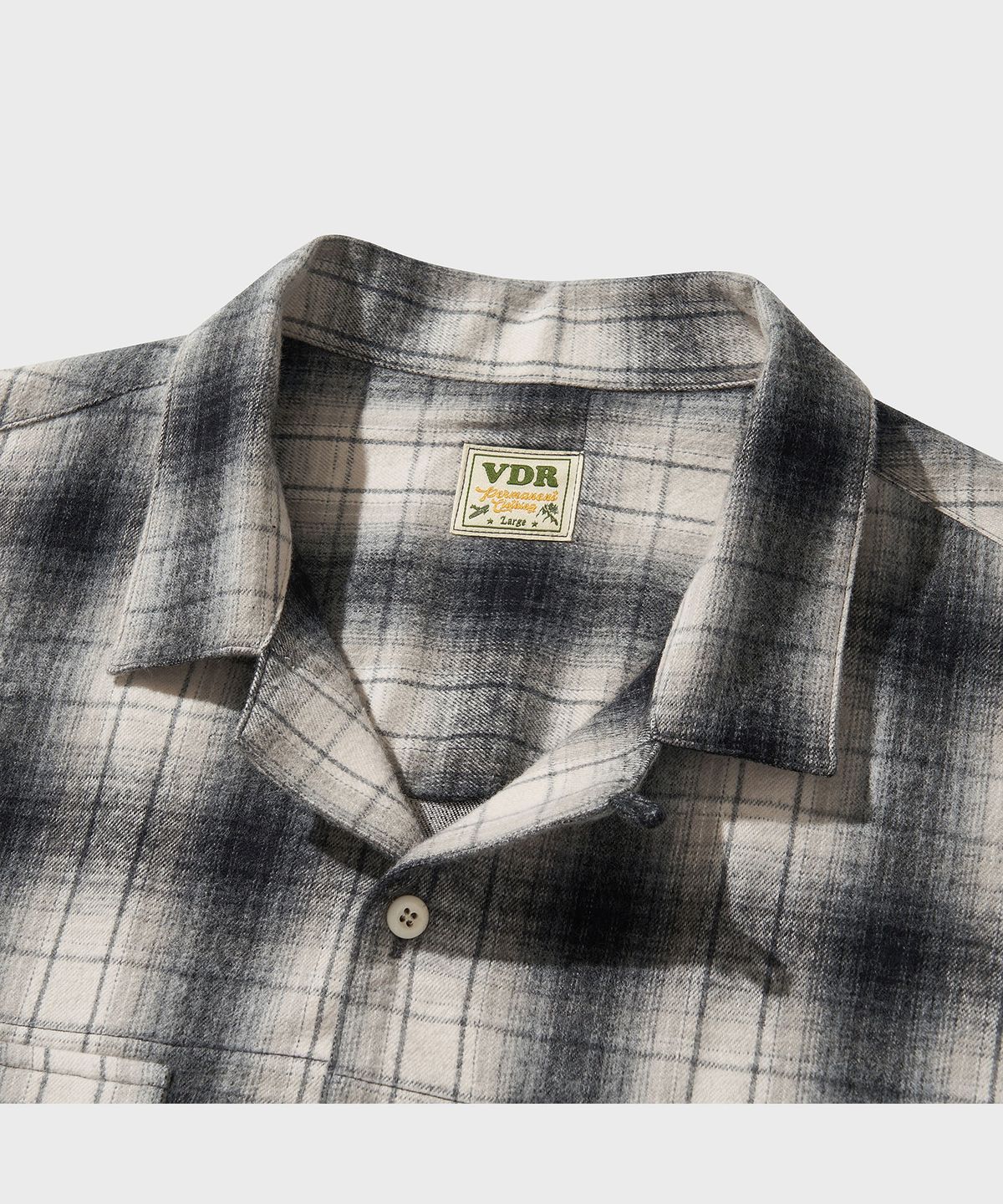 비디알(VDR) OMBRE PLAID SHIRT