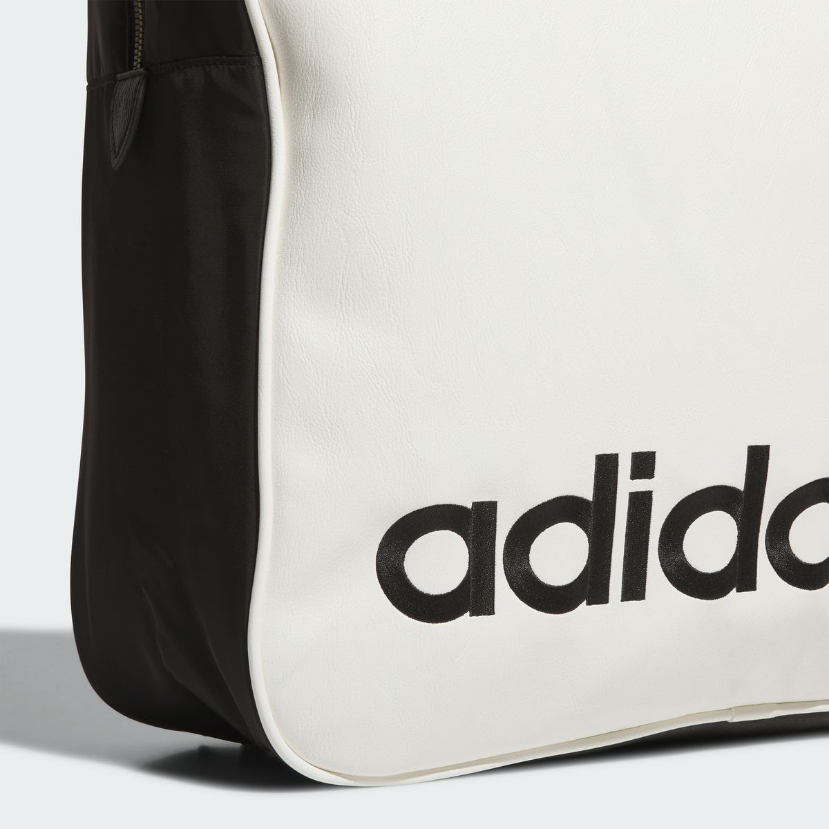 아디다스 골프(ADIDAS GOLF) 오리지널스 토트 백 KR5442