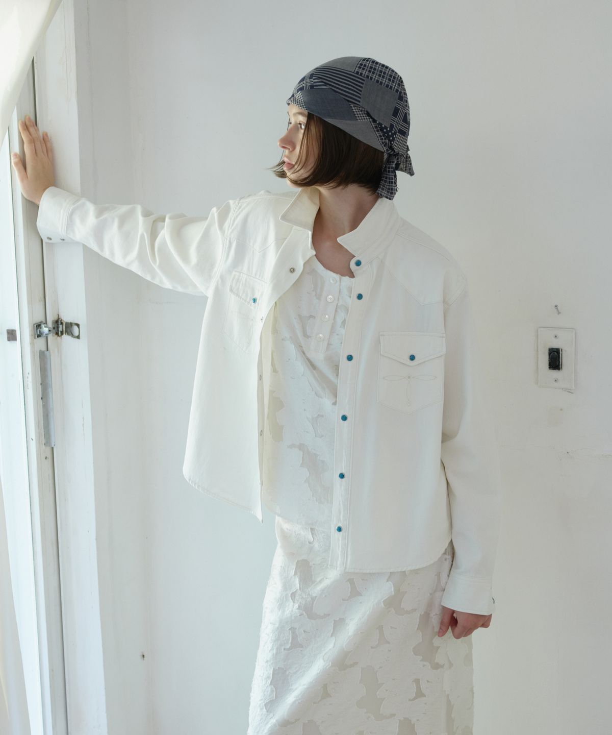 프리터(FRITUR) Muse Lace Sleeve Blouse Ivory_F263BL05