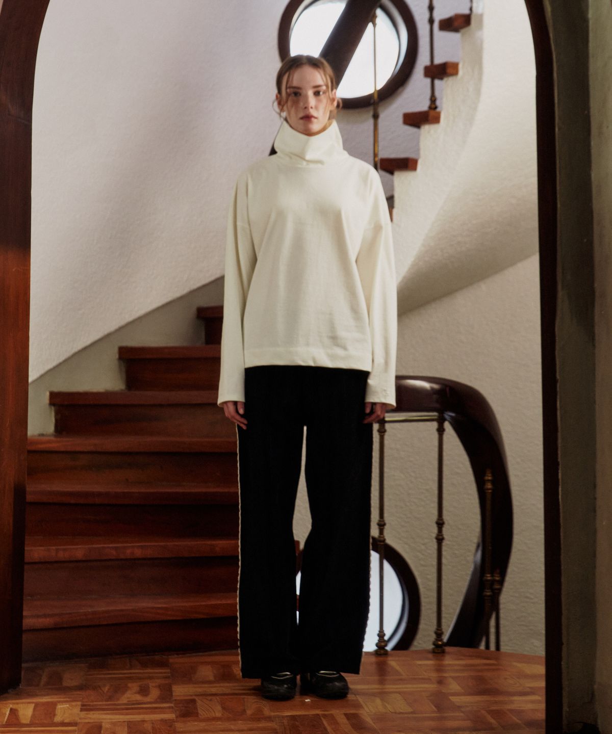 프리터(FRITUR) Turtleneck T-Shirt Ivory_F263TS06