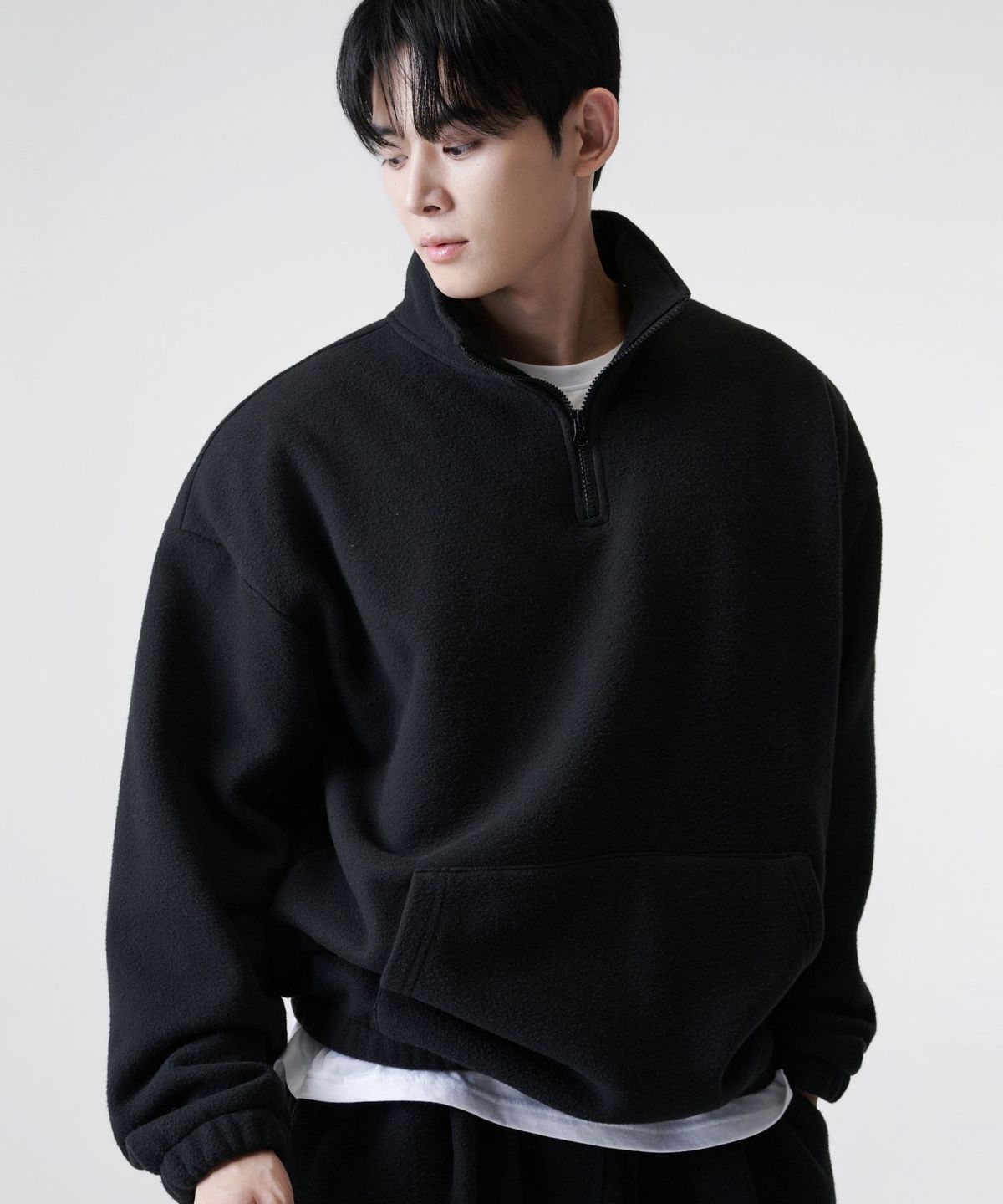 디바라(DIBALA) [어깨패드+3CM] 플리스 반집업 맨투맨 디바라 시그니처 수트
