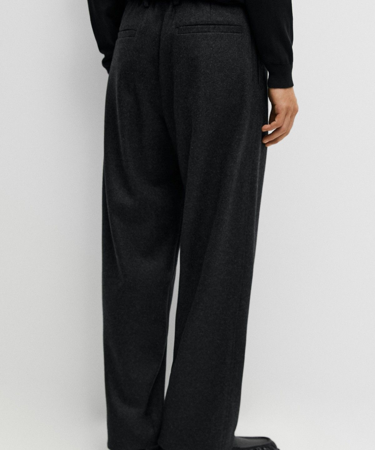마시모두띠(MASSIMO DUTTI) 100% 울 토탈 룩 팬츠