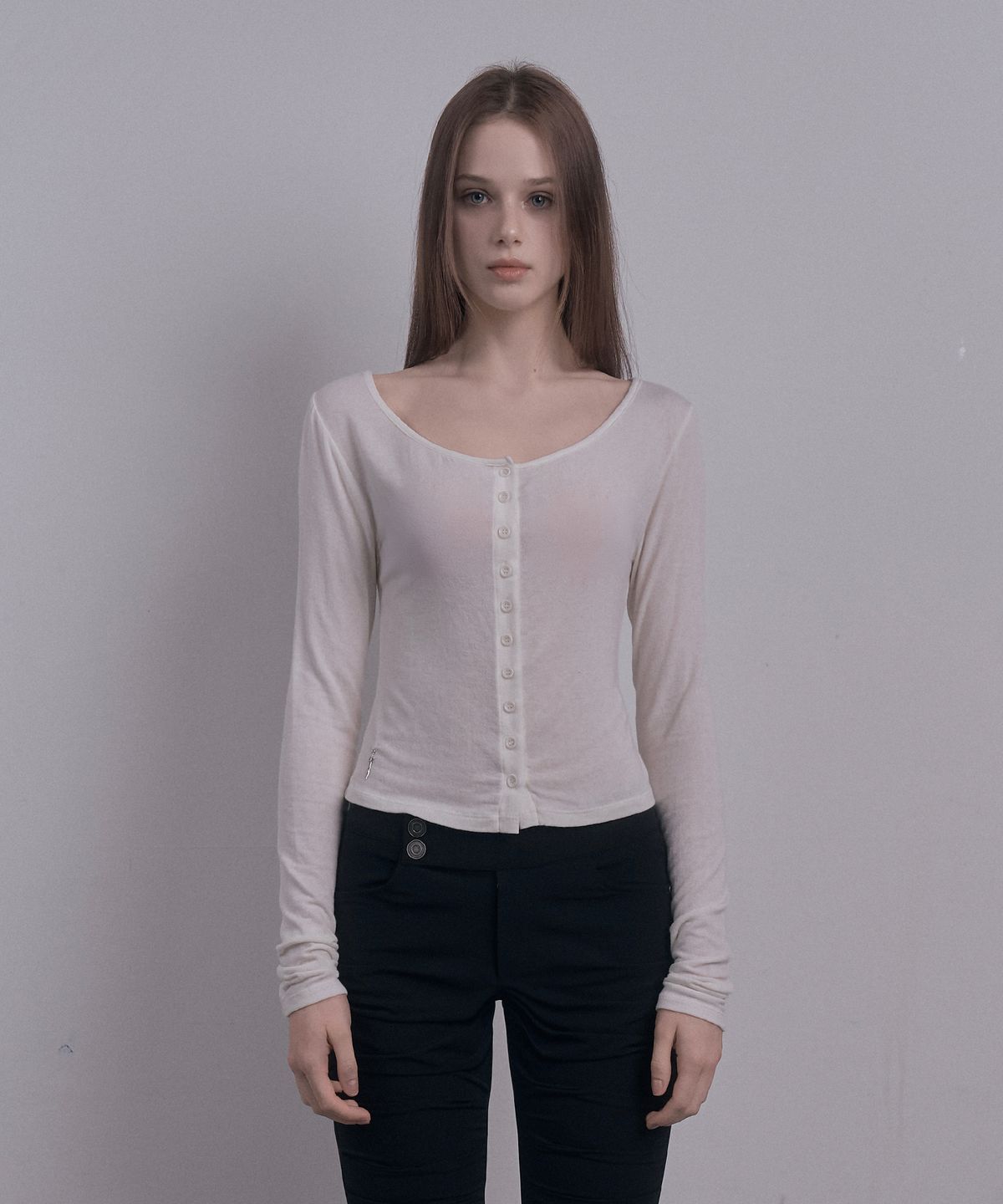 데미오(DAMIO) Scoop Neck Wool Cardigan (Ivory)