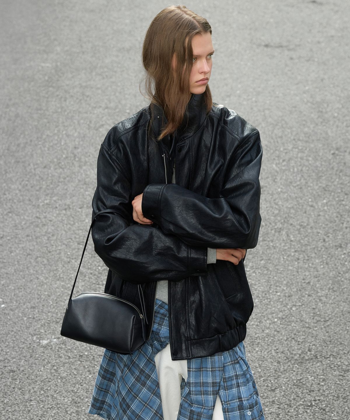 르바(LEVAR) Layered Collar Leather Jacket - Black