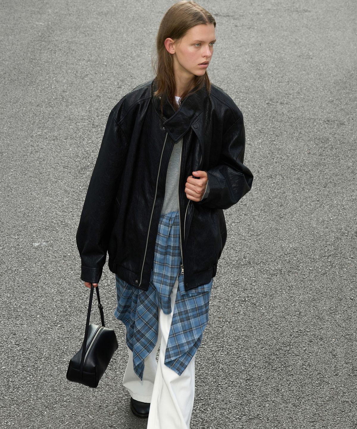 르바(LEVAR) Layered Collar Leather Jacket - Black