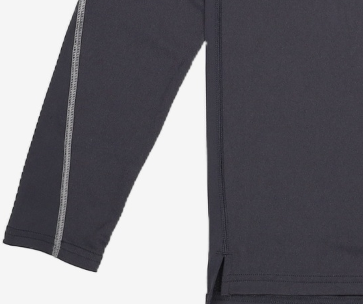 언더아머(UNDERARMOUR) 긴소매 티셔츠 M