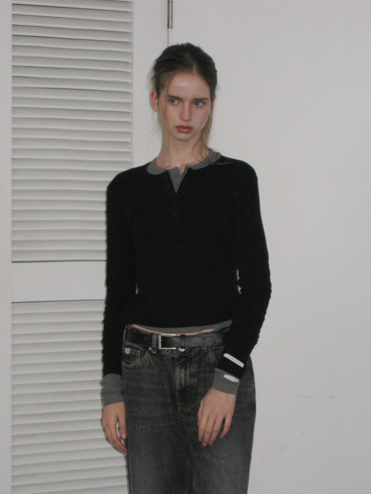 웨이브유니온(WAVE UNION) Soft rib Henley Longsleeve Top Black