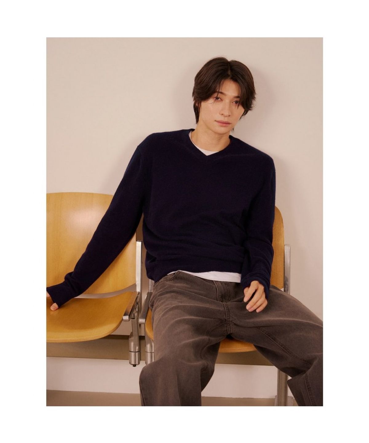 에잇세컨즈(8SECONDS) [올데이캐시미어] 캐시미어100 브이넥 풀오버  네이비