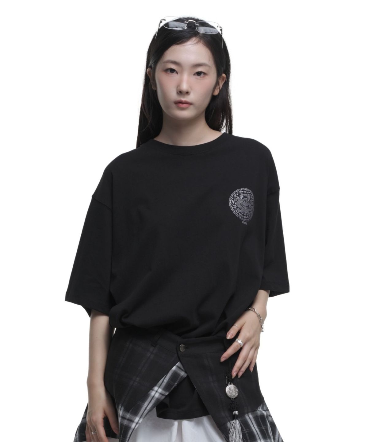 칠 하나 투 구육(71TO96) Gonryong Oversized T-Shirt, Silver Print (2 Colors)