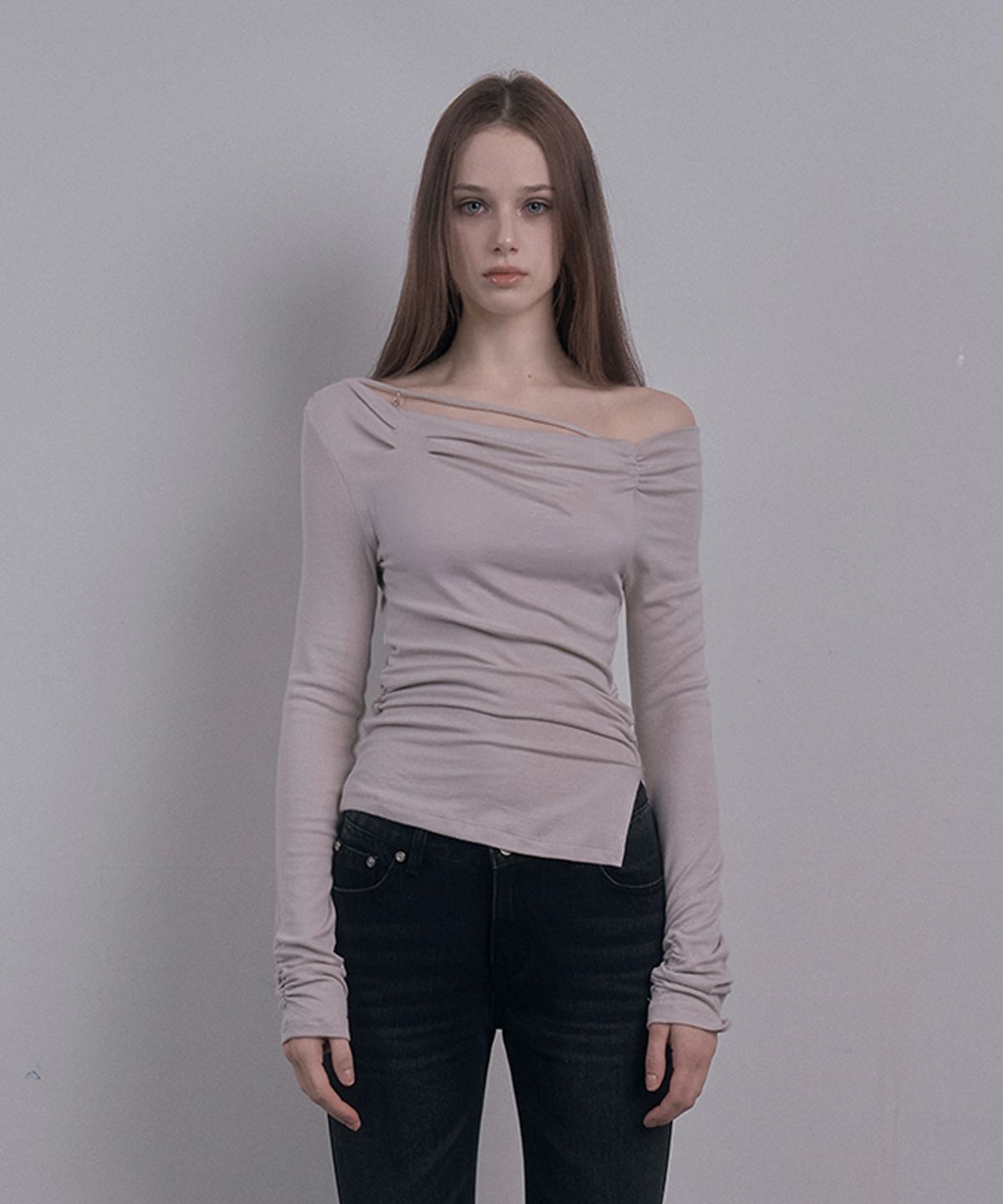 데미오(DAMIO) Draped Strap Long Sleeve Top (Muted Pink)