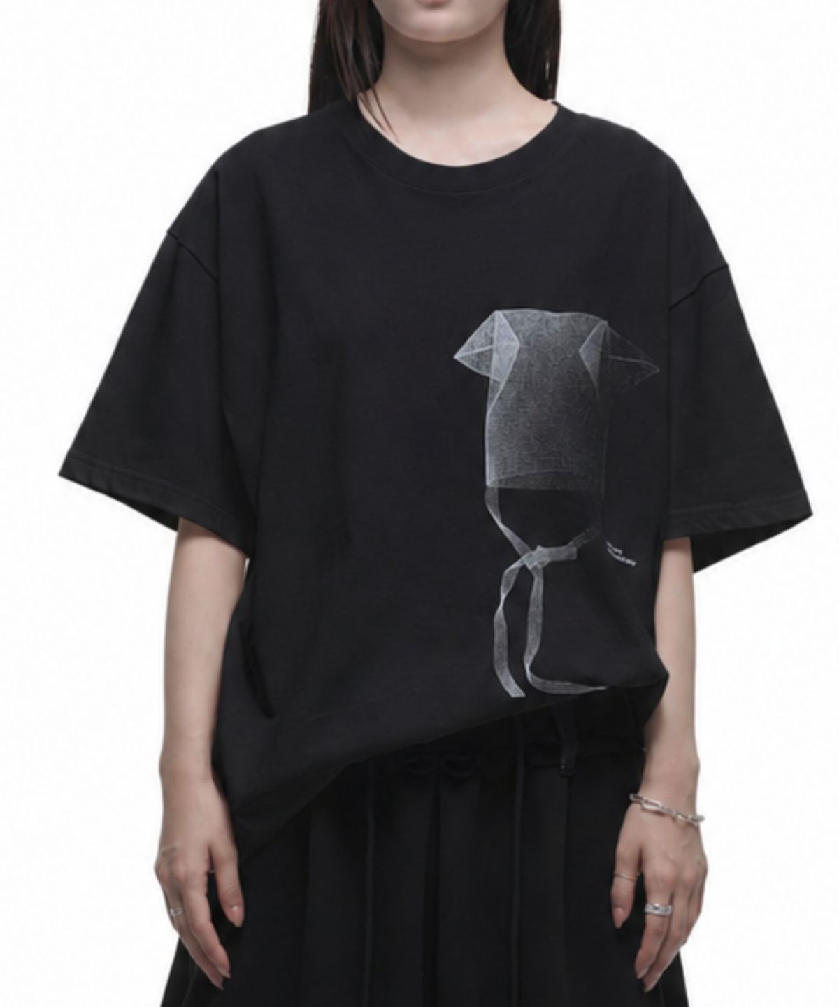 칠 하나 투 구육(71TO96) Graphic Yugun T-shirt (Black)