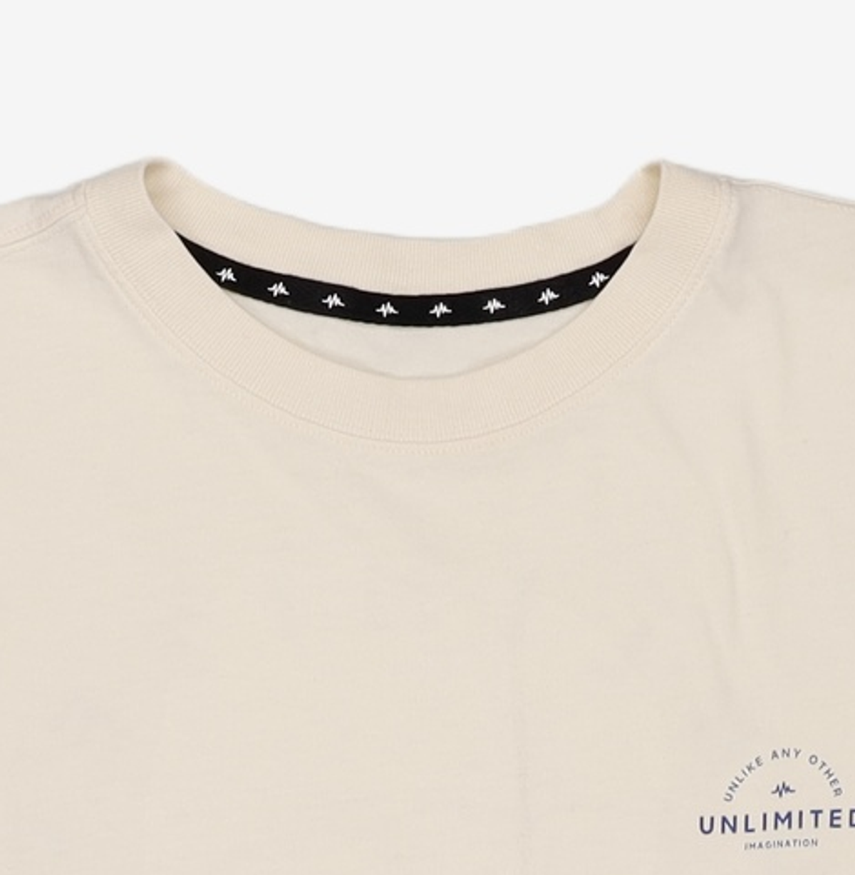 언리미티드(UNLIMITED) 반소매 티셔츠 M