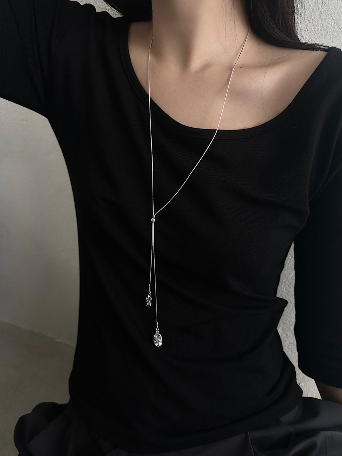 아포엠(APOEM) Twin Drop  Necklace