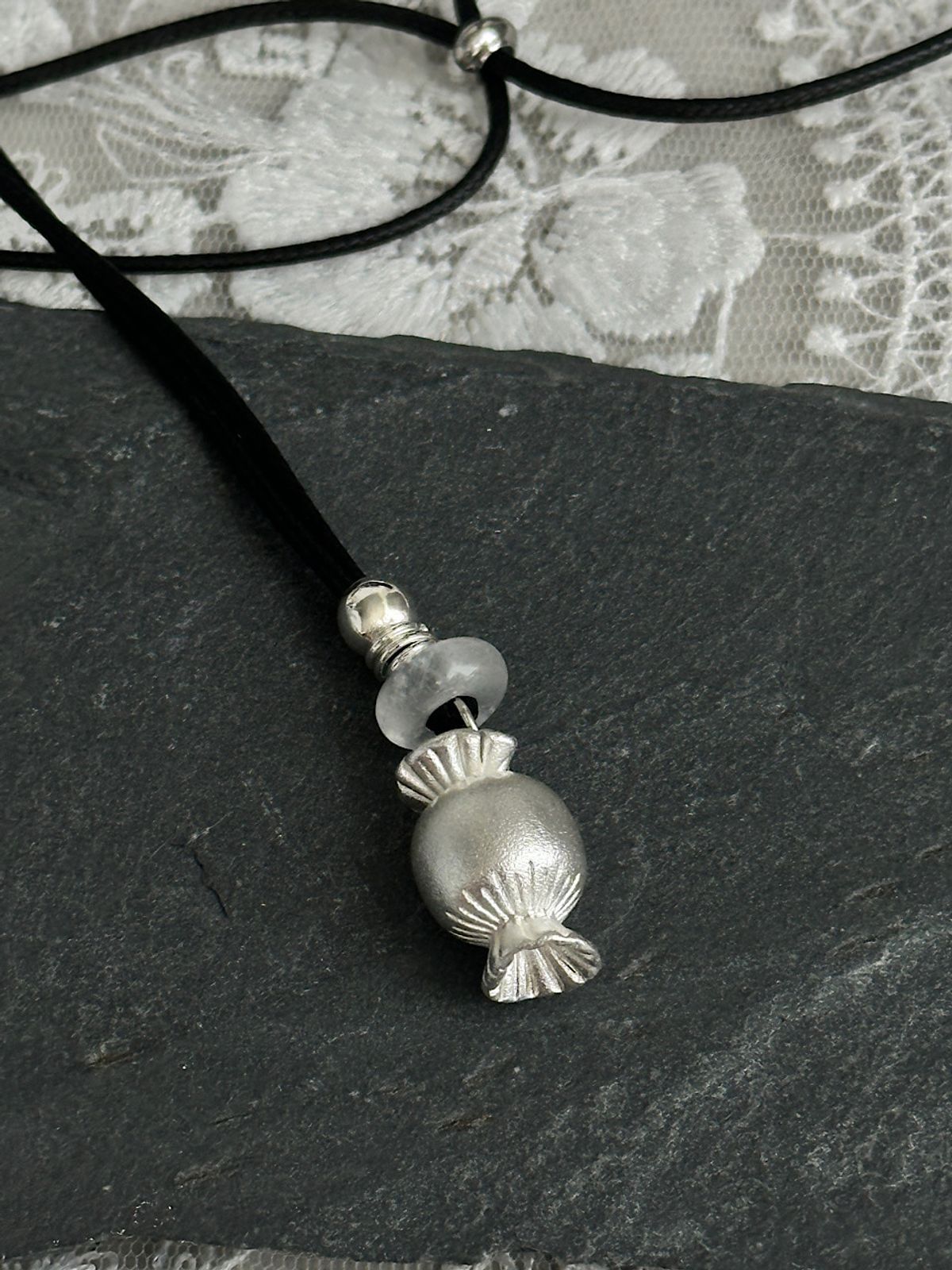 아포엠(APOEM) Misty Bottle Necklace