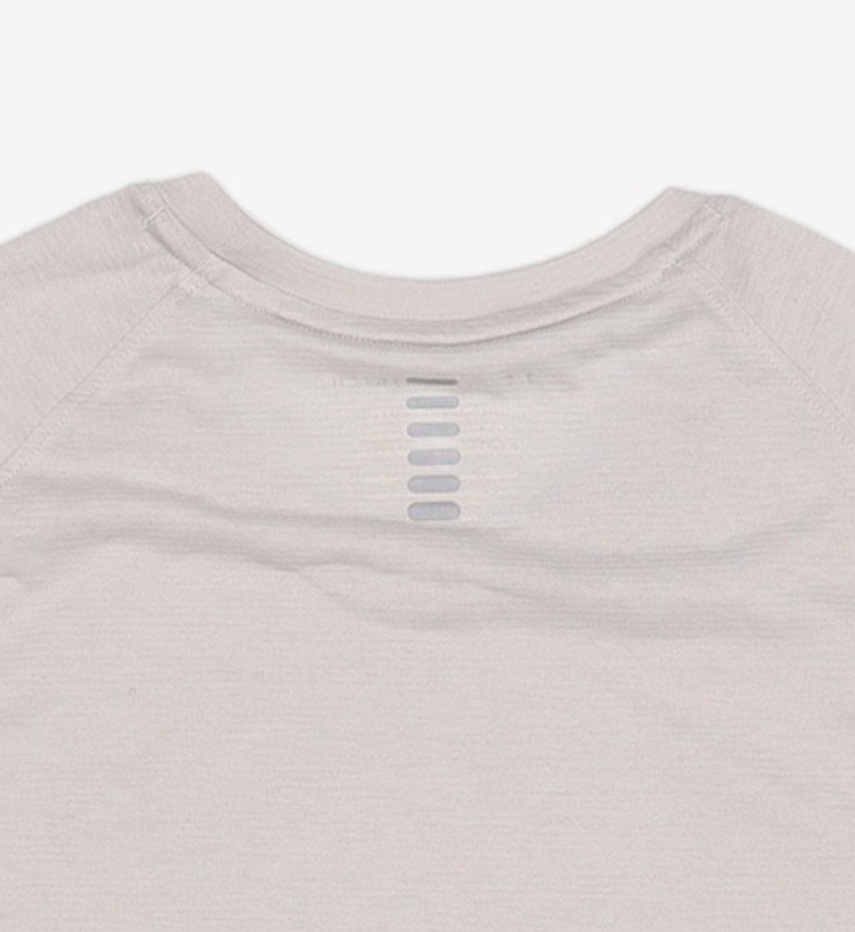 언더아머(UNDERARMOUR) 스트리커 반팔티 1361469-001 SM