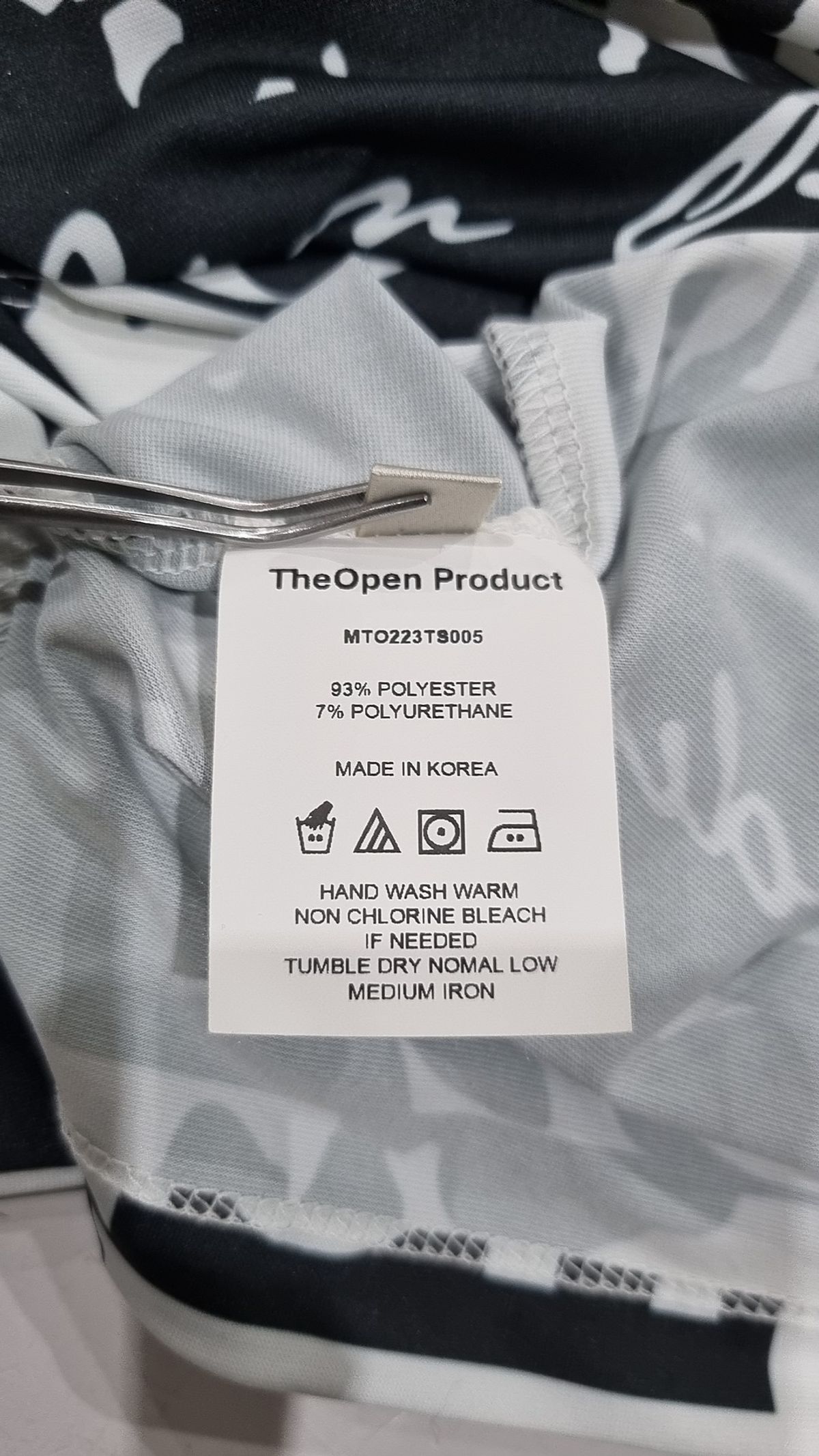 더오픈프로덕트(TheOpen Product) 긴소매 티셔츠 1