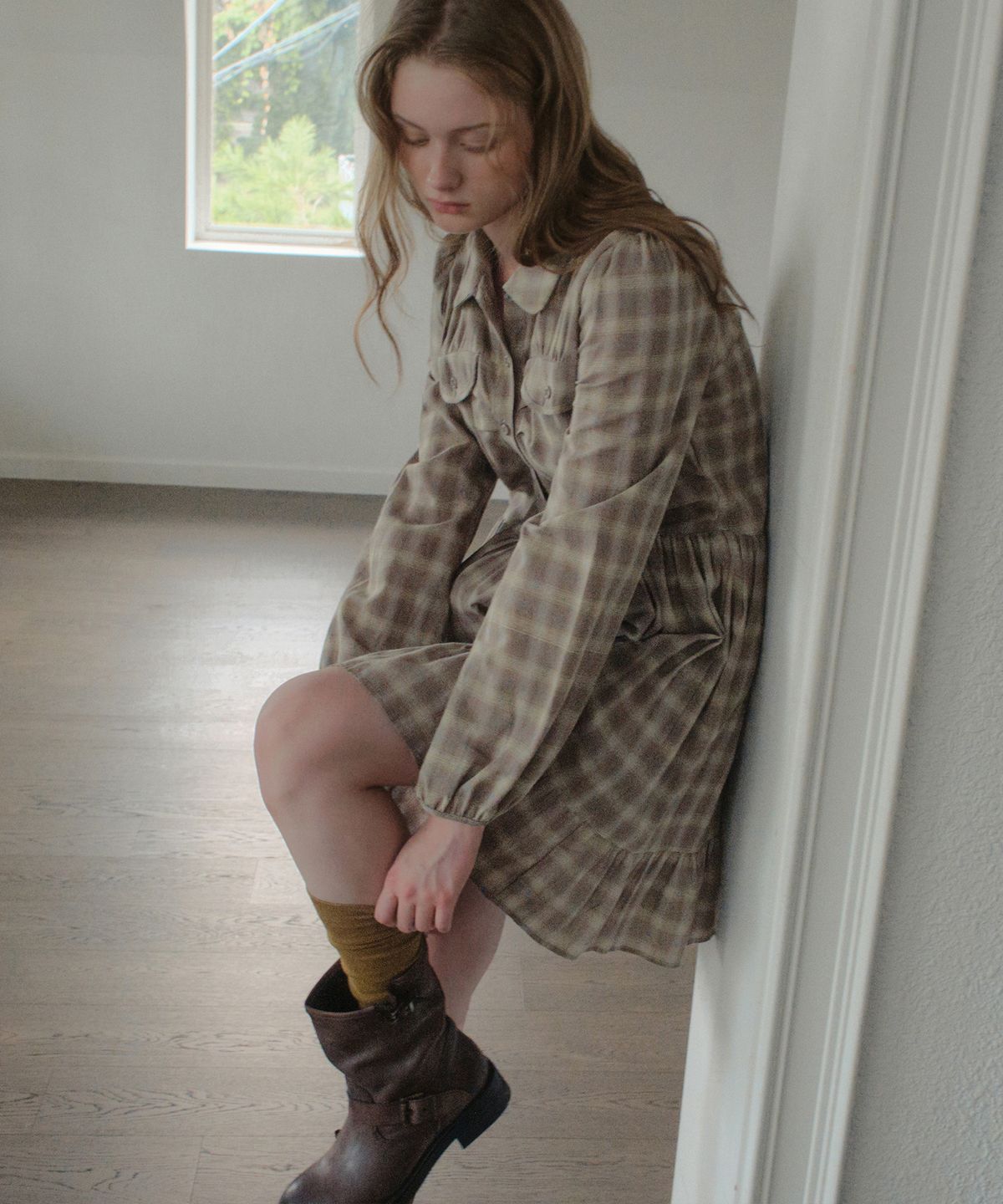 아우어노스텔지아(OURNOSTALGIA) Prim Midi Tiered Dress_Khaki(OB6OP08)