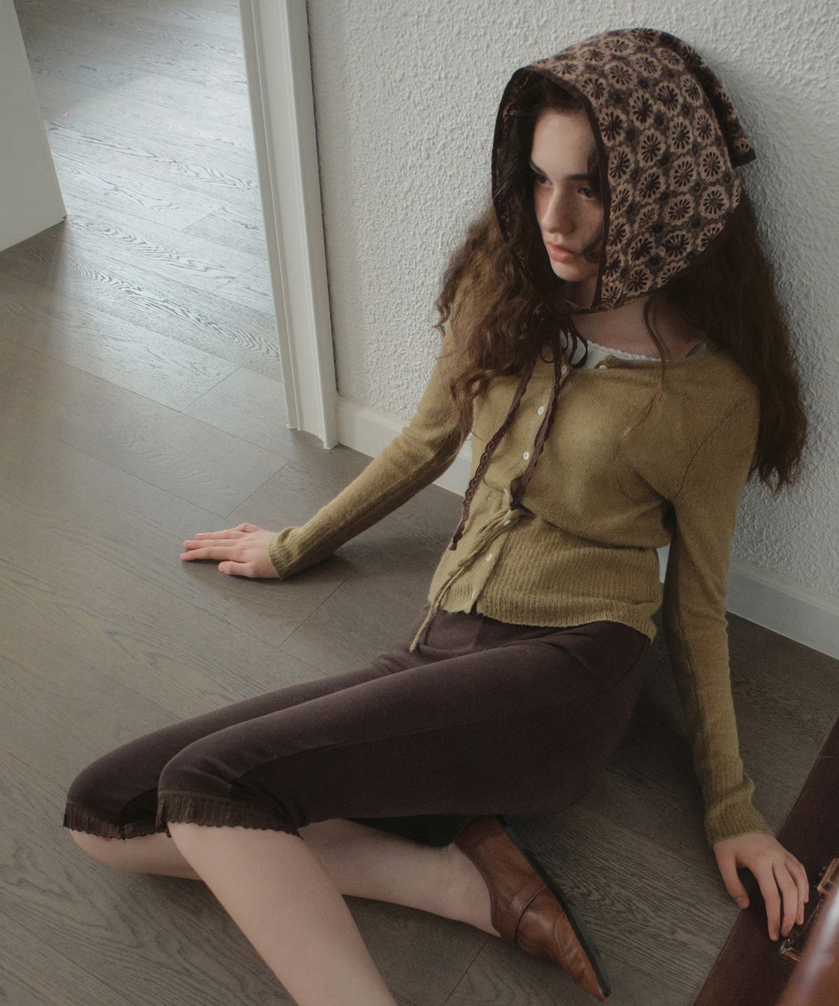아우어노스텔지아(OURNOSTALGIA) Dew Lace Capri Pants_Brown(OB6PT08)