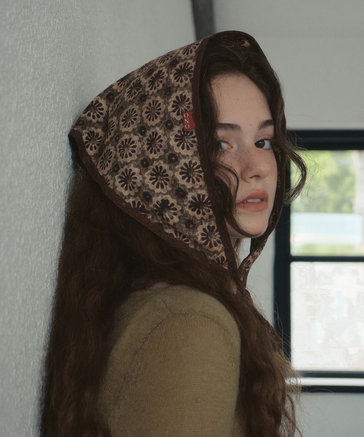 아우어노스텔지아(OURNOSTALGIA) Posy Lace Kerchief_Brown(OB6AC10)