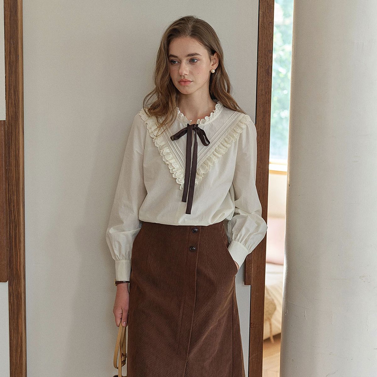 심플레트로(SIMPLE RETRO) SR_Vintage heiress top