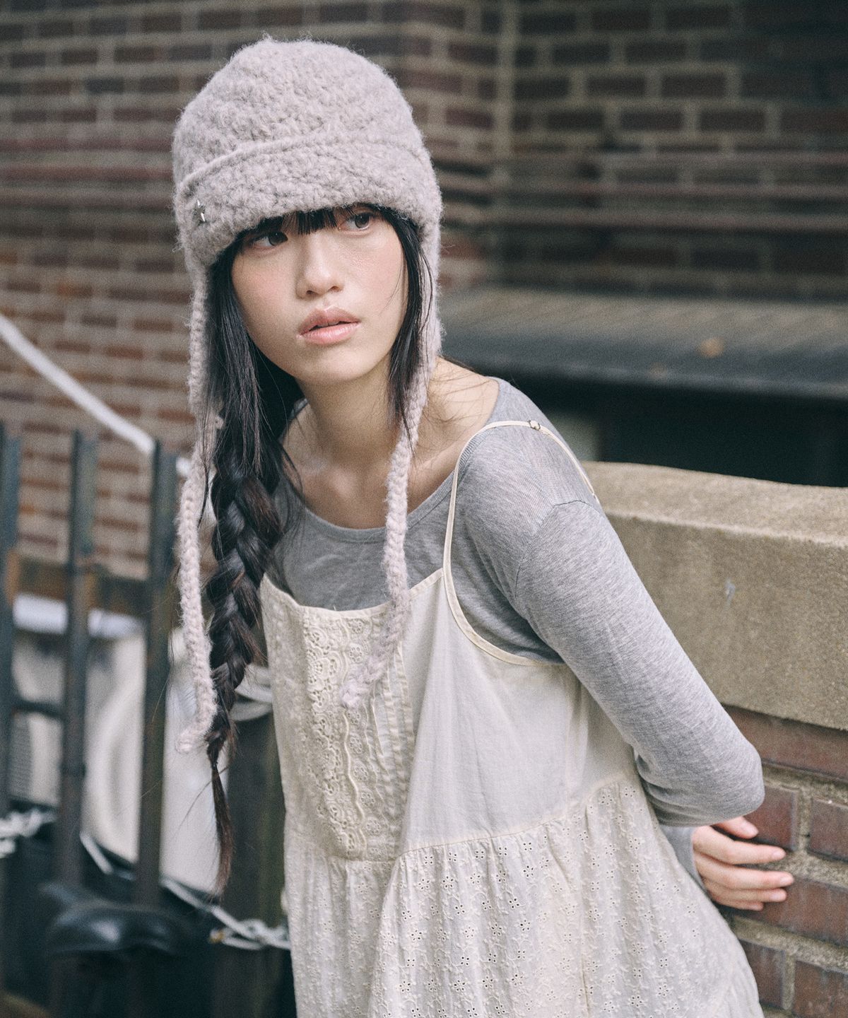 키이비(KIIBI) handmade crochet trooper hat beige